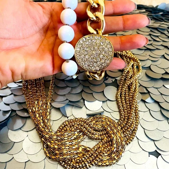 Gold costume jewelry set - Picture 1 of 4